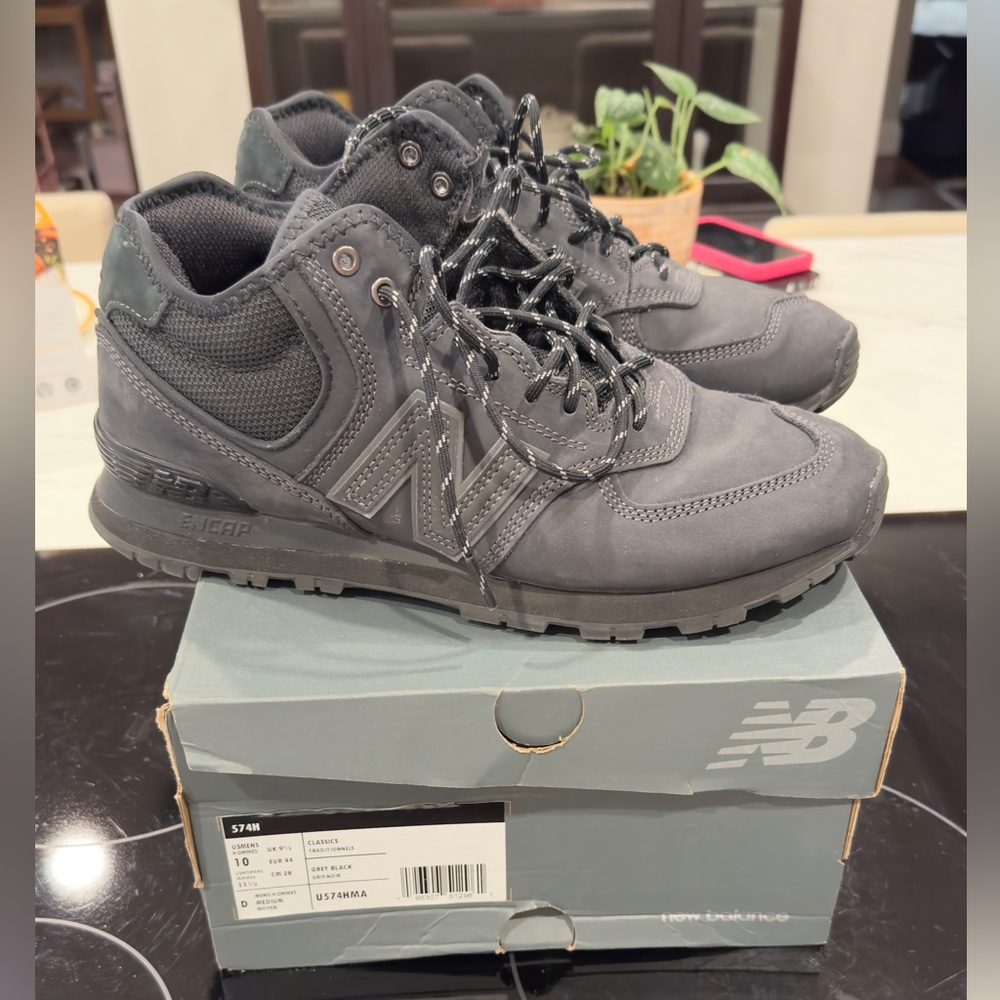 New Balance Hiking used with box size 10